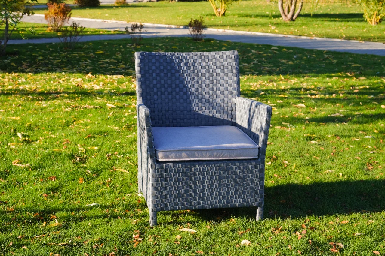  Кресло "Куба" 66*64*н84, алюм, подушка NORD 17 (светло - серый), лента 20 мм Стило-Грисард (джинс)